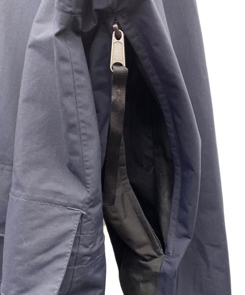 THE NORTH FACE（ザ ノース フェイス）THE NORTH FACE (ザ ノース フェイス) ナイロンジャケット　86マウンテンジャケット ネイビー×ブラック サイズ:Mの古着・服飾アイテム