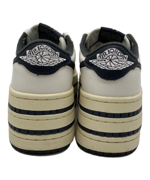NIKE（ナイキ）NIKE (ナイキ) AIR JORDAN 1 TRIPLE STACK（エア ジョーダン 1 トリプル スタック） ホワイト サイズ:22.5の古着・服飾アイテム