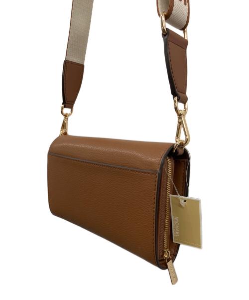 MICHAEL KORS（マイケルコース）MICHAEL KORS (マイケルコース) ショルダーウォレット ブラウンの古着・服飾アイテム