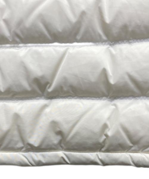 BLACK LABEL CRESTBRIDGE（ブラックレーベル クレストブリッジ）BLACK LABEL CRESTBRIDGE (ブラックレーベル クレストブリッジ) ダウンジャケット ホワイト サイズ:ＬＬの古着・服飾アイテム