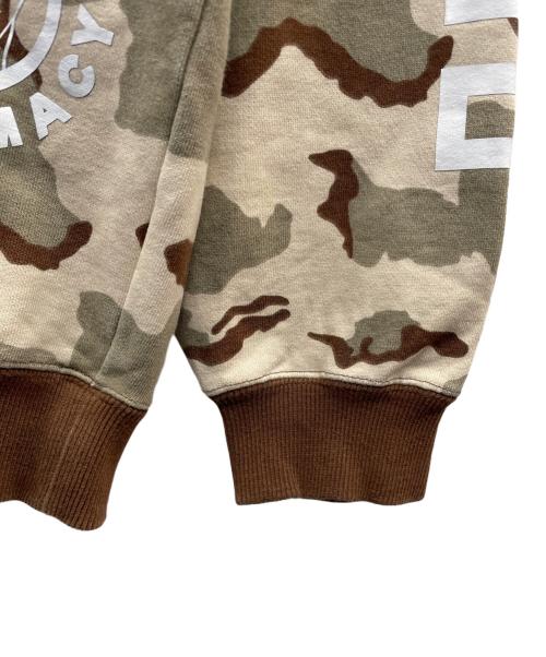 X-LARGE（エクストララージ）X-LARGE (エクストララージ) CAMO CREW NECK SWEAT ベージュ サイズ:Ｍの古着・服飾アイテム