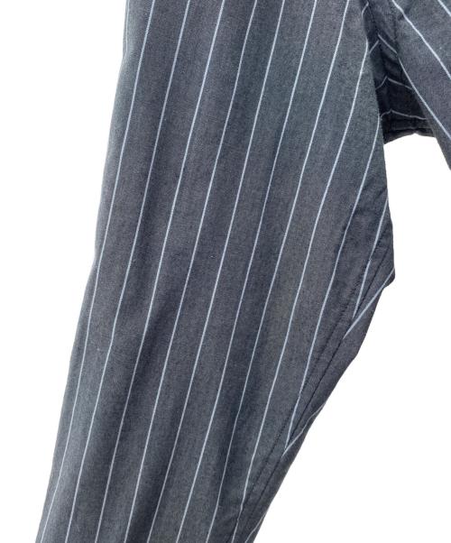 TENDERLOIN（テンダーロイン）TENDERLOIN (テンダーロイン) 長袖シャツ グレー×ホワイト サイズ:Ｓの古着・服飾アイテム