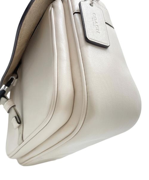 COACH（コーチ）COACH (コーチ) ペースメッセンジャーバッグ ホワイトの古着・服飾アイテム