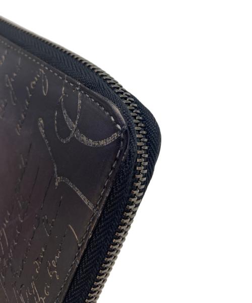 Berluti（ベルルッティ）Berluti (ベルルッティ) ラウンドファスナー長財布 パープルの古着・服飾アイテム
