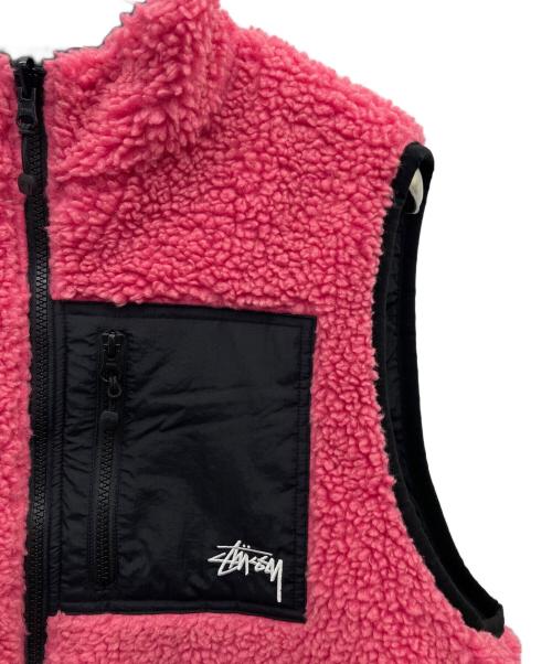 stussy（ステューシー）stussy (ステューシー) ボアベスト ブラック×ピンク サイズ:Ｌの古着・服飾アイテム