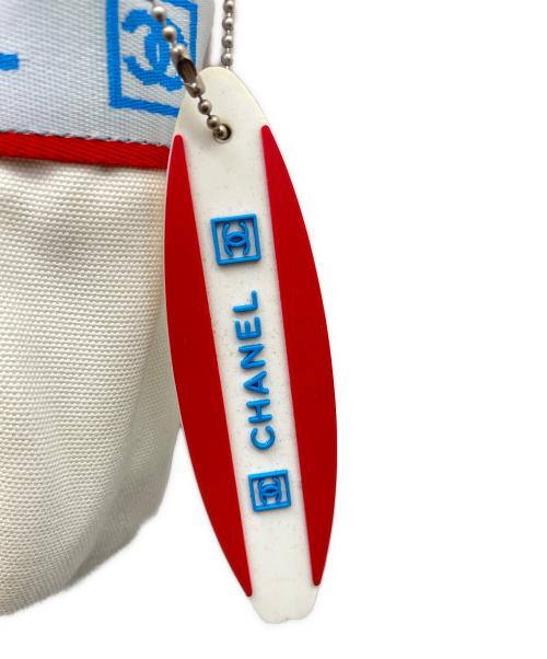 CHANEL（シャネル）CHANEL (シャネル) ショルダーバッグ ホワイト×レッドの古着・服飾アイテム