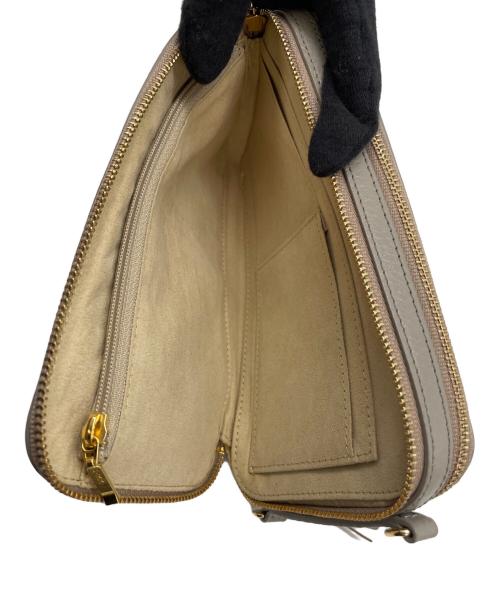 ATAO（アタオ）ATAO (アタオ) ショルダーウォレット グレーの古着・服飾アイテム
