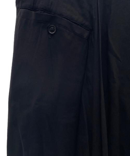 s'yte（サイト）s'yte (サイト) Tencel Vieira Back Flare Seam Crow Pants ブラック サイズ:3の古着・服飾アイテム
