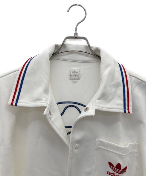 adidas（アディダス）adidas (アディダス) 半袖シャツ ホワイト サイズ:XLの古着・服飾アイテム
