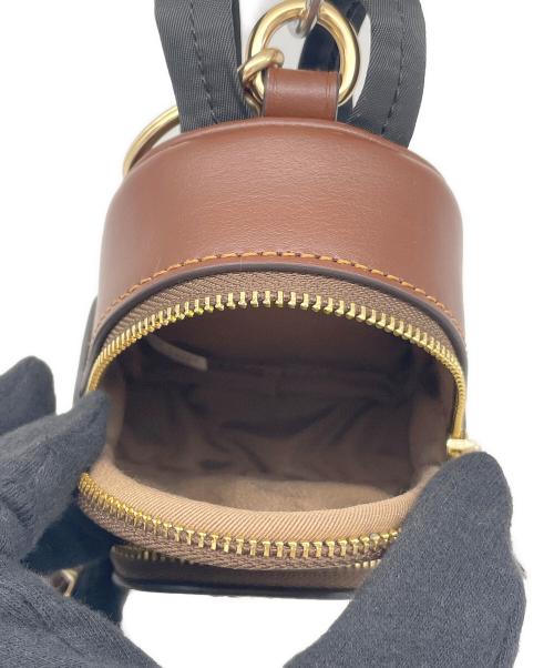 COACH（コーチ）COACH (コーチ) チャームリュック ブラウン×ベージュの古着・服飾アイテム