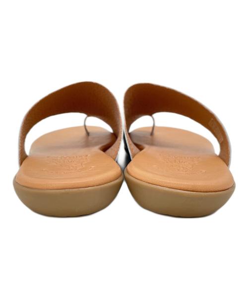 ARTESANOS（アルテサノス）ARTESANOS (アルテサノス) サンダル グレー サイズ:SIZE 39の古着・服飾アイテム