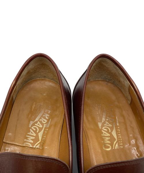 Salvatore Ferragamo（サルヴァトーレ フェラガモ）Salvatore Ferragamo (サルヴァトーレ フェラガモ) ローファー ブラウン サイズ:SIZE 71/2の古着・服飾アイテム