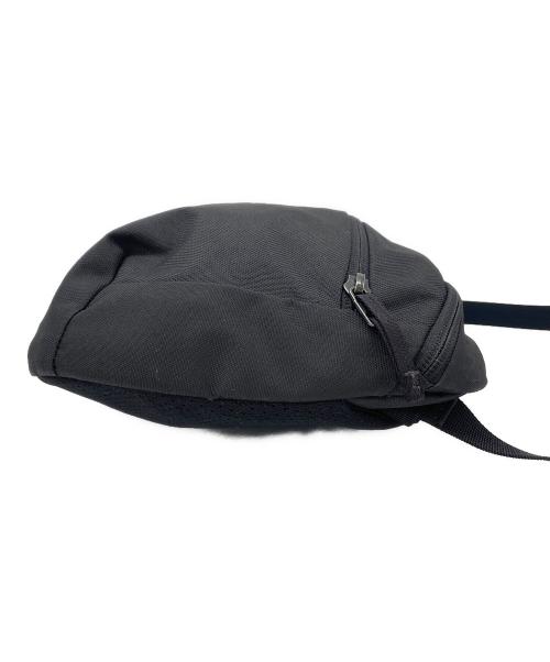 ARC'TERYX（アークテリクス）ARC'TERYX (アークテリクス) ショルダーバッグ ブラックの古着・服飾アイテム