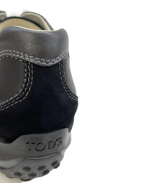 TOD'S（トッズ）TOD'S (トッズ) ドライビングシューズ ブラック サイズ:61/2の古着・服飾アイテム