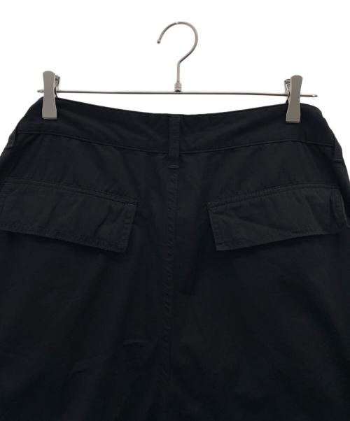 Carhartt WIP（カーハート ワーク イン プログレス）CARHARTT WIP (カーハート ワーク イン プログレス) ハーフパンツ ブラック サイズ:34の古着・服飾アイテム