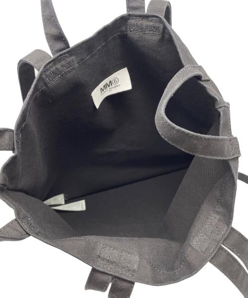 MM6 Maison Margiela（エムエムシックスメゾンマルジェラ）MM6 Maison Margiela (エムエムシックスメゾンマルジェラ) リバース ロゴ ショッピングバッグ ブラックの古着・服飾アイテム