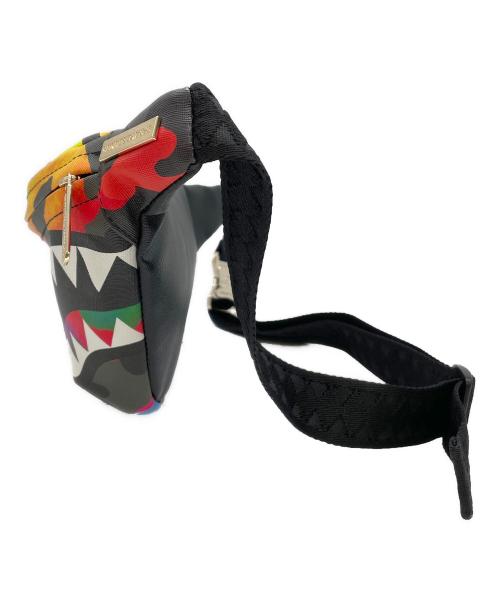 SPRAYGROUND（スプレーグランド）SPRAYGROUND (スプレーグランド) ショルダーバッグ マルチカラーの古着・服飾アイテム