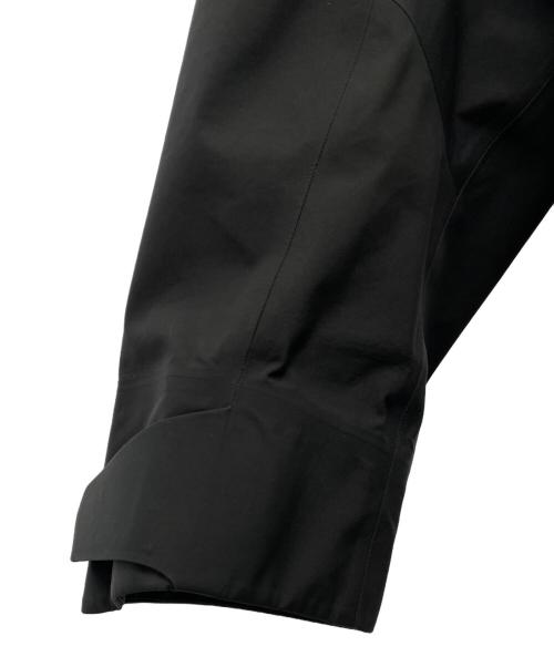 ARC'TERYX（アークテリクス）ARC'TERYX (アークテリクス) マウンテンパーカー ブラック サイズ:XLの古着・服飾アイテム