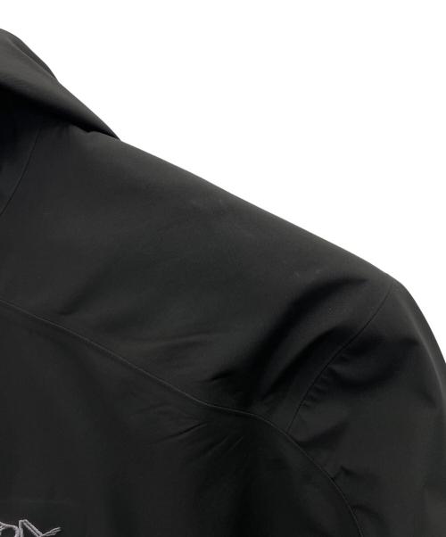 ARC'TERYX（アークテリクス）ARC'TERYX (アークテリクス) マウンテンパーカー ブラック サイズ:XLの古着・服飾アイテム