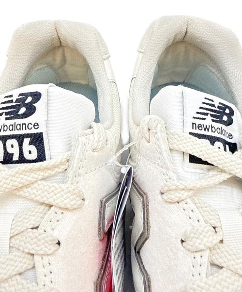 NEW BALANCE（ニューバランス）NEW BALANCE (ニューバランス) スニーカー ベージュ サイズ:26cm 未使用品の古着・服飾アイテム