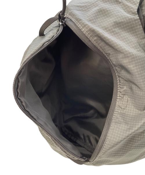 MOUNTAIN HARD WEAR（マウンテンハードウェア）MOUNTAIN HARD WEAR (マウンテンハードウェア) バックパック ブラック×グレーの古着・服飾アイテム