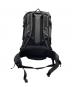 MOUNTAIN HARD WEAR (マウンテンハードウェア) バックパック ブラック×グレー：16000円