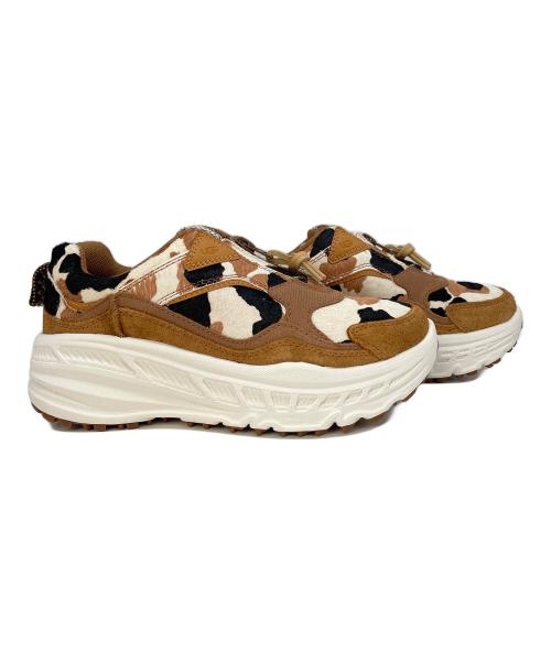 UGG（アグ）UGG (アグ) Zip Cow Print ブラウン×ベージュ サイズ:24.5㎝の古着・服飾アイテム