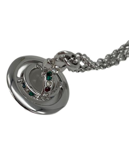 Vivienne Westwood（ヴィヴィアンウエストウッド）Vivienne Westwood (ヴィヴィアンウエストウッド) ネックレス シルバー×グリーンの古着・服飾アイテム