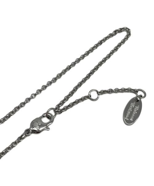Vivienne Westwood（ヴィヴィアンウエストウッド）Vivienne Westwood (ヴィヴィアンウエストウッド) ネックレス シルバー×グリーンの古着・服飾アイテム