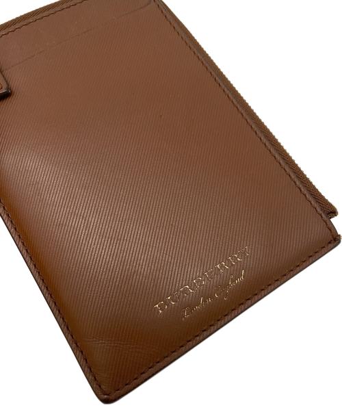 BURBERRY（バーバリー）BURBERRY (バーバリー) スマホショルダーポーチ ブラウンの古着・服飾アイテム