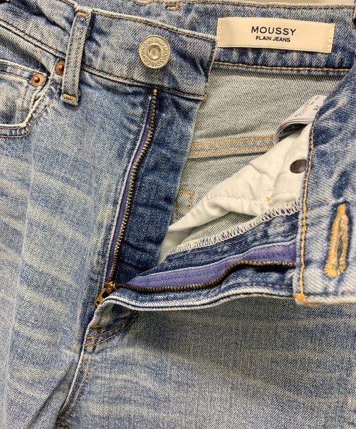 moussy（マウジー）moussy (マウジー) テーパードデニムパンツ スカイブルー サイズ:W24の古着・服飾アイテム