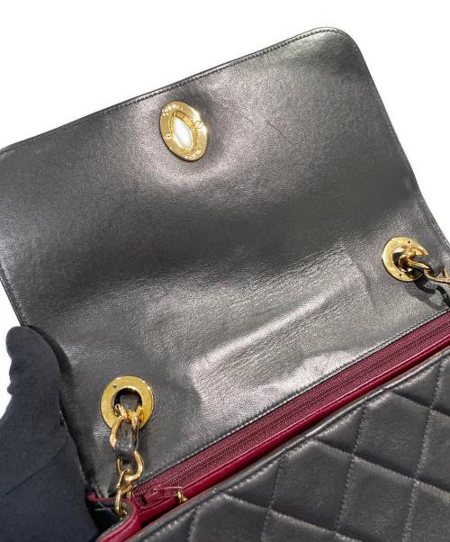 CHANEL（シャネル）CHANEL (シャネル) マトラッセ チェーンショルダーバッグ ブラック サイズ:-の古着・服飾アイテム