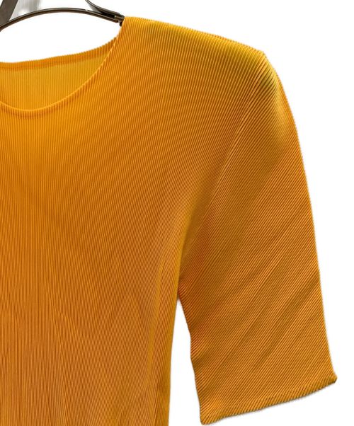 PLEATS PLEASE（プリーツプリーズ）PLEATS PLEASE (プリーツプリーズ) 半袖プリーツカットソー オレンジ サイズ:Lの古着・服飾アイテム