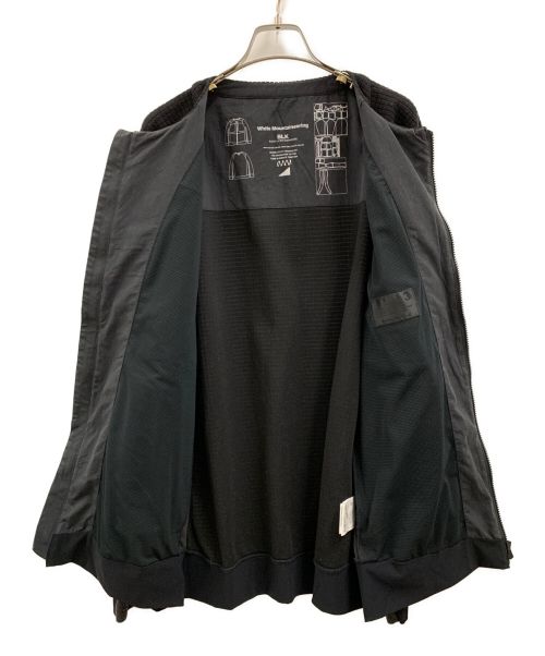 WHITE MOUNTAINEERING（ホワイトマウンテ二アニング）WHITE MOUNTAINEERING (ホワイトマウンテ二アニング) ZIPPED JACKET ブラック サイズ:3の古着・服飾アイテム