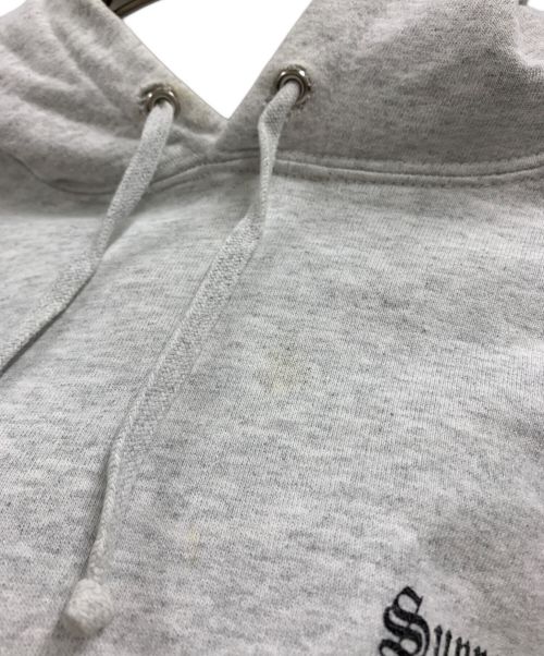 SUPREME（シュプリーム）Supreme (シュプリーム) プルオーバーパーカー ライトグレー サイズ:Lの古着・服飾アイテム