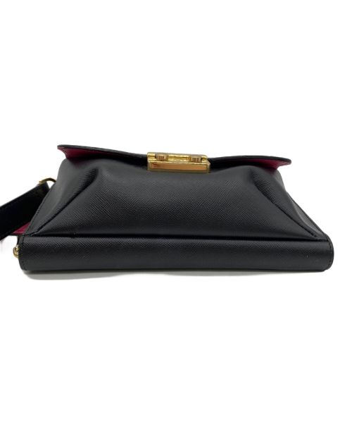 A.D.M.J.（エーディーエムジェイ）A.D.M.J. (エーディーエムジェイ) ショルダーバッグ ブラック×ピンクの古着・服飾アイテム