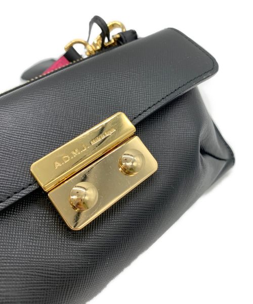 A.D.M.J.（エーディーエムジェイ）A.D.M.J. (エーディーエムジェイ) ショルダーバッグ ブラック×ピンクの古着・服飾アイテム