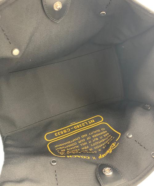 COACH（コーチ）COACH (コーチ) Disney (ディズニー) COACH　Disney　キャンバストートバッグ ブラックの古着・服飾アイテム