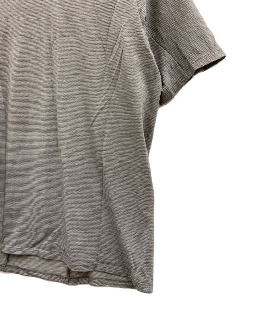ARC'TERYX VEILANCE（アークテリクスヴェイランス）ARC'TERYX VEILANCE (アークテリクス ヴェイランス) Tシャツ グレー サイズ:Mの古着・服飾アイテム
