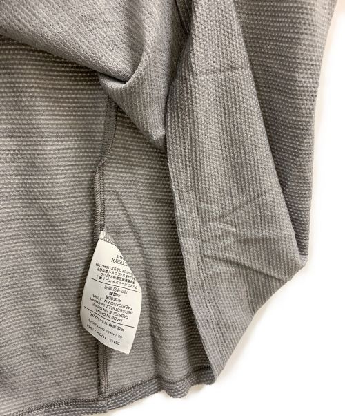 ARC'TERYX VEILANCE（アークテリクスヴェイランス）ARC'TERYX VEILANCE (アークテリクス ヴェイランス) Tシャツ グレー サイズ:Mの古着・服飾アイテム