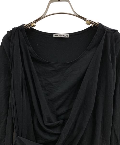 ISSEY MIYAKE（イッセイミヤケ）ISSEY MIYAKE (イッセイミヤケ) ブラウス ブラック サイズ:2の古着・服飾アイテム