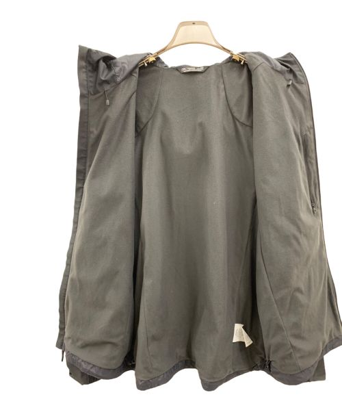 ARC'TERYX（アークテリクス）ARC'TERYX (アークテリクス) ARC'TERYX　GORE-TEXパーカー ブラック サイズ:Sの古着・服飾アイテム