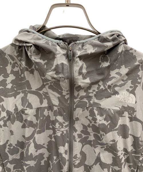 THE NORTH FACE（ザ ノース フェイス）THE NORTH FACE (ザ ノース フェイス) THE NORTH FACE　ノベルティー スワローテイル ベント フーディー グレー サイズ:Sの古着・服飾アイテム