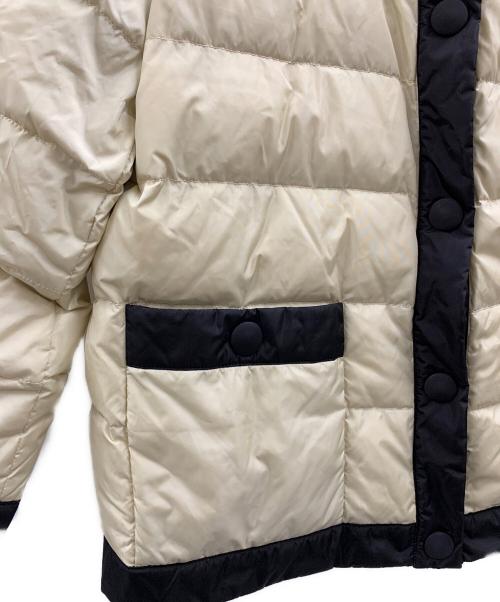 MIU MIU（ミュウミュウ）MIU MIU (ミュウミュウ) MIU MIU ダウンジャケット ベージュ×ブラック サイズ:42の古着・服飾アイテム