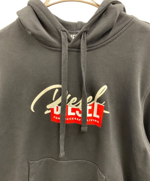 DIESEL（ディーゼル）DIESEL (ディーゼル) DIESEL プルオーバーパーカー ブラック サイズ:Mの古着・服飾アイテム
