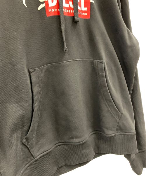 DIESEL（ディーゼル）DIESEL (ディーゼル) DIESEL プルオーバーパーカー ブラック サイズ:Mの古着・服飾アイテム