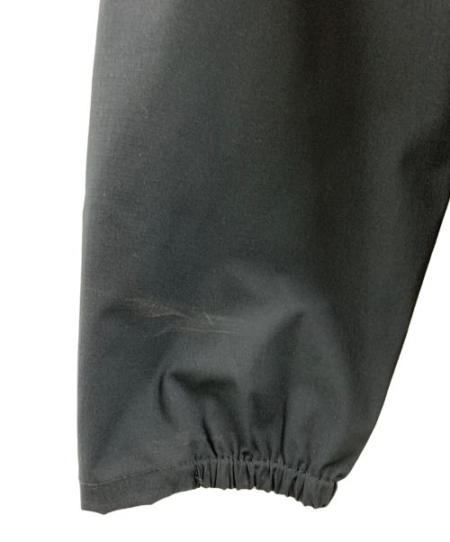 le coq sportif（ルコックスポルティフ）le coq sportif (ルコックスポルティフ) le coq sportif　リップクロスジャケット ブラックの古着・服飾アイテム