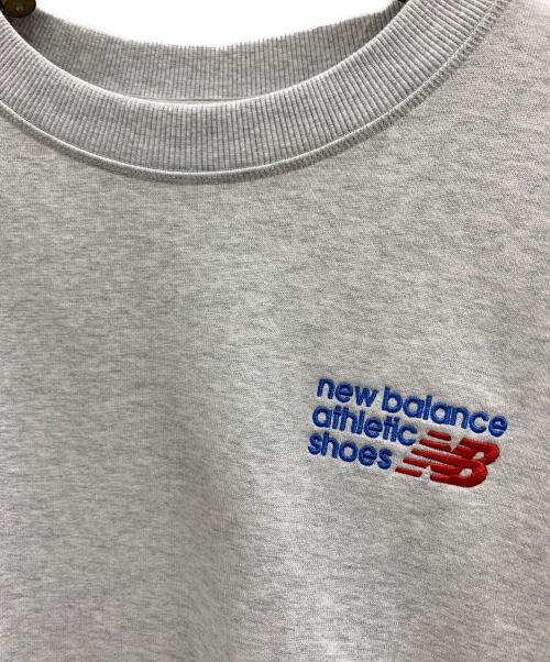 NEW BALANCE（ニューバランス）NEW BALANCE (ニューバランス) NEW BALANCE　リラックスド スウェットクルー ライトグレー サイズ:Mの古着・服飾アイテム