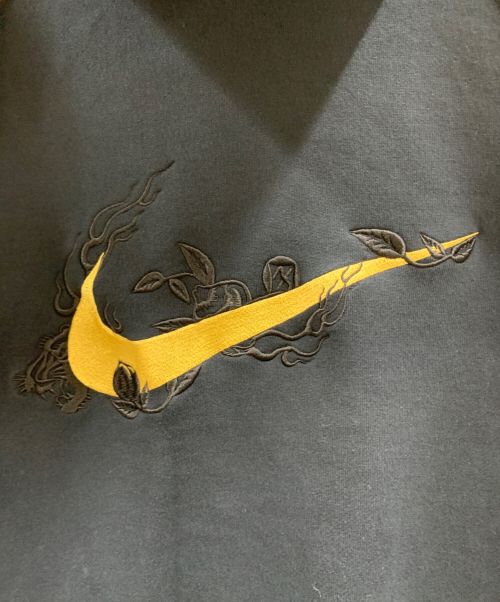 NIKE（ナイキ）NIKE (ナイキ) NIKE　カイリーCNYプルオーバーフーディー ブラック サイズ:Mの古着・服飾アイテム