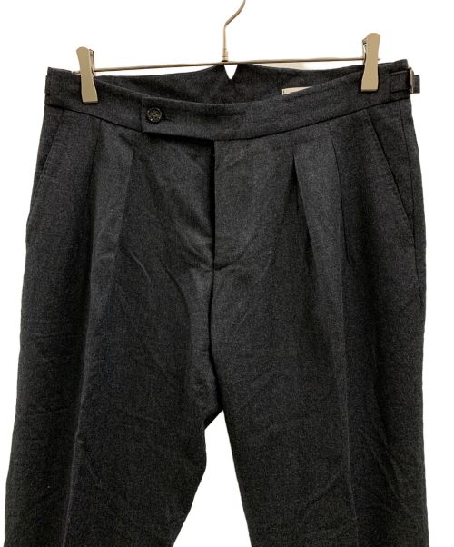 BERWICH（ベルウィッチ）BERWICH (ベルウィッチ) ウールサキソニー2インプリーツクロップドパンツ グレー サイズ:46(84ｃｍ)の古着・服飾アイテム